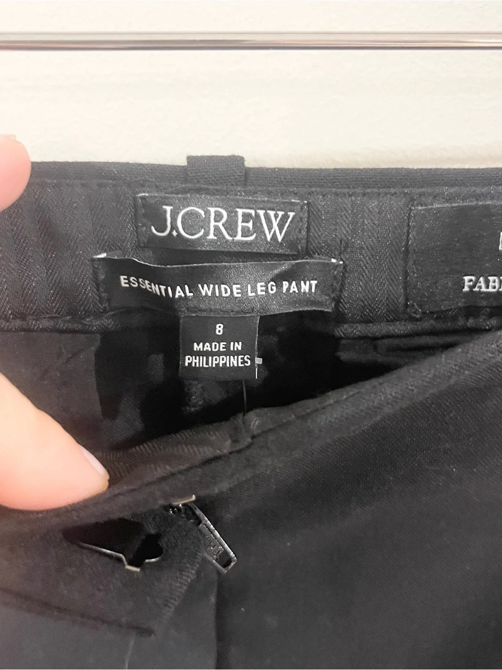 J. Crew Essential wide leg pant in Italian wool woman’s size 8 black